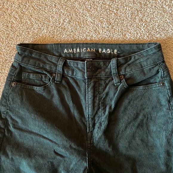 AMERICAN EAGLE corduroy pants size 0 short - Picture 3 of 5